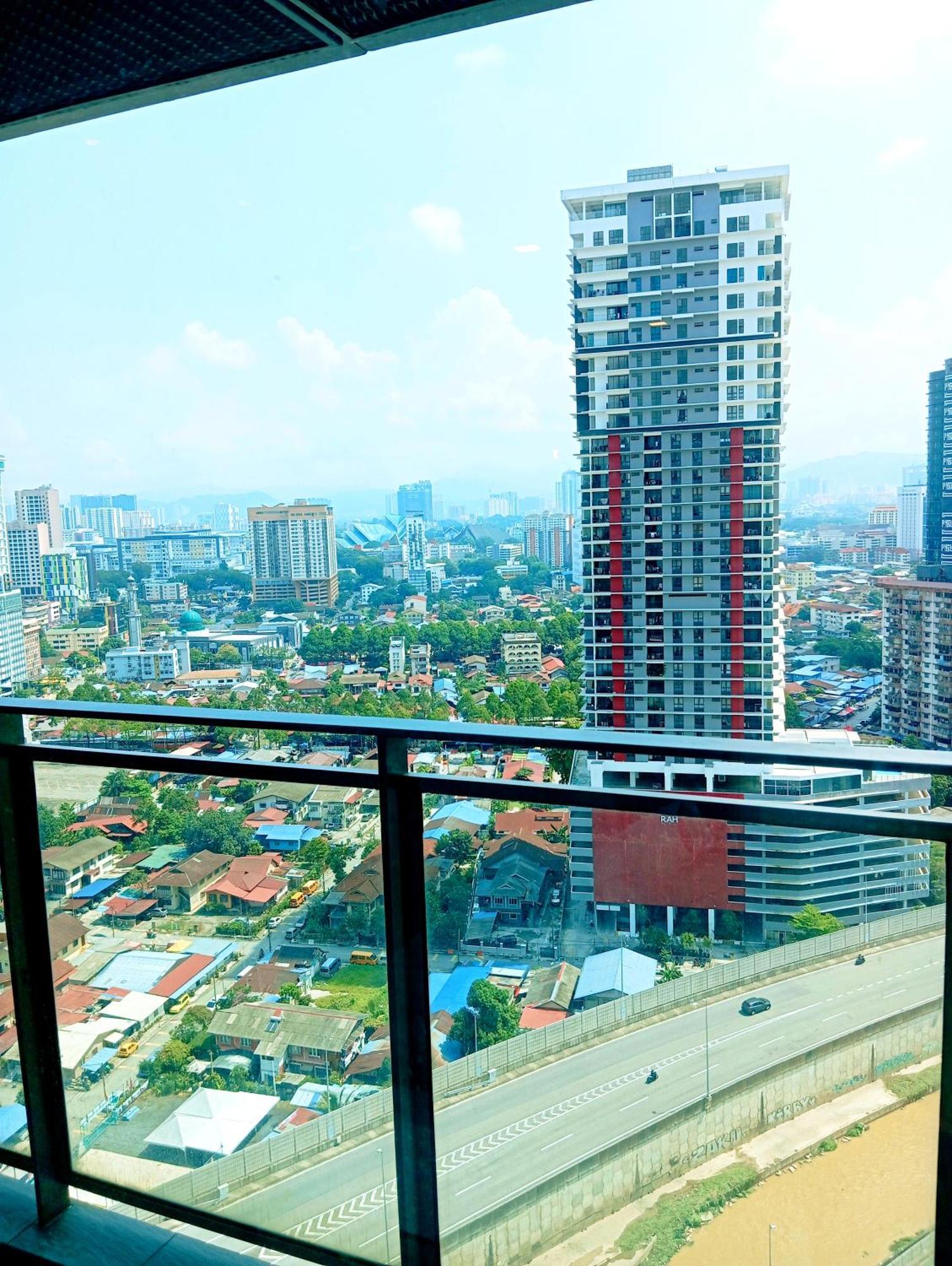 The Summer Suites At Kualalumpur Kuala Lumpur Exteriör bild
